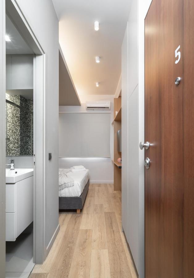 Kolokotroni Lofts Syntagma Apartment Athena Bagian luar foto