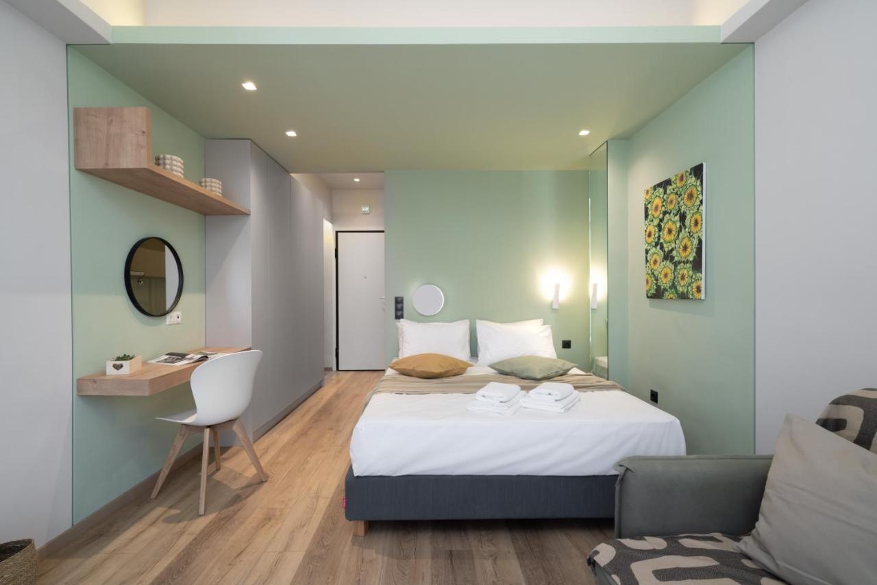 Kolokotroni Lofts Syntagma Apartment Athena Bagian luar foto