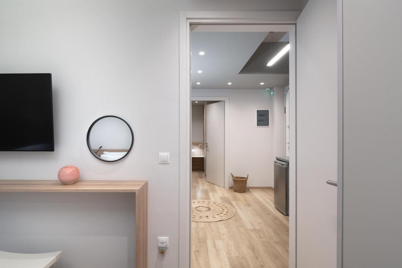 Kolokotroni Lofts Syntagma Apartment Athena Bagian luar foto