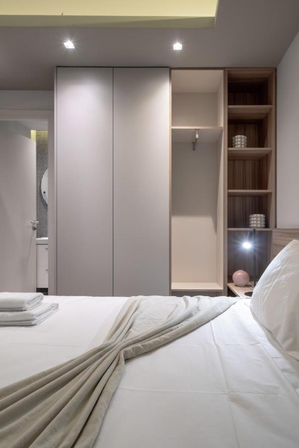 Kolokotroni Lofts Syntagma Apartment Athena Bagian luar foto