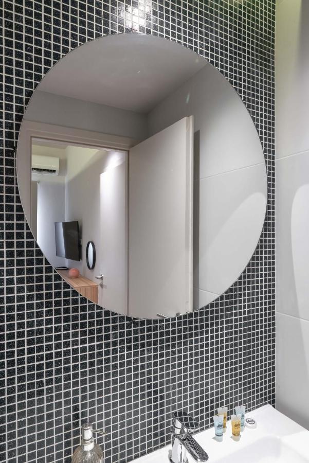 Kolokotroni Lofts Syntagma Apartment Athena Bagian luar foto